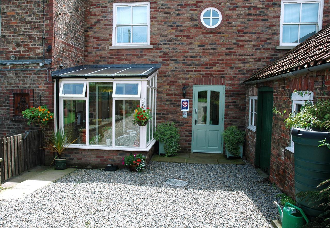 Hazelwood Farm B&B - York, York